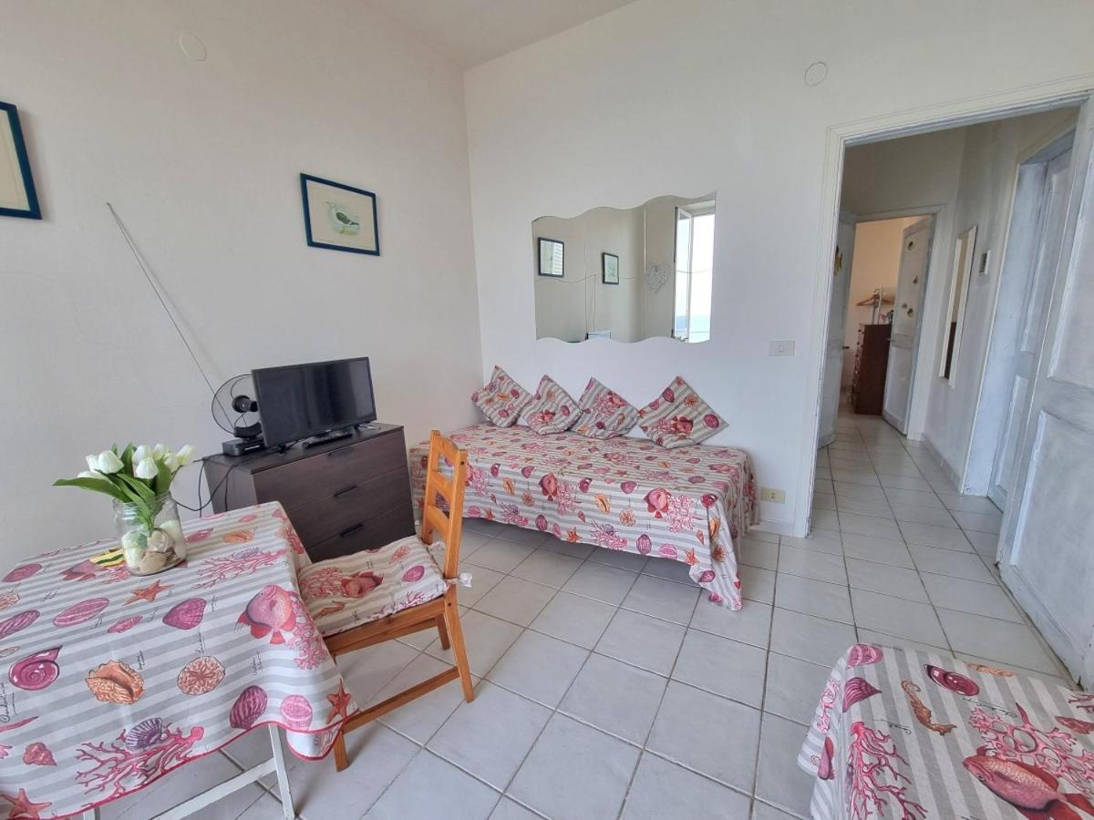 Appartamenti La Terrazza Sulle Ghiaie - Goelba Portoferraio Quarto foto